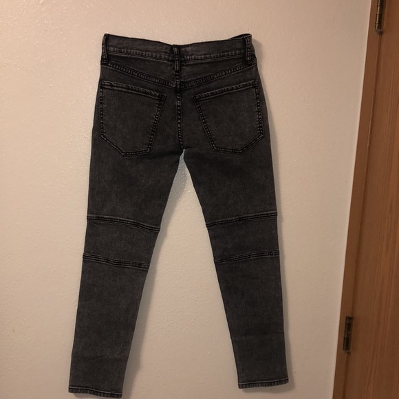 Jeans - Picture 2 of 3